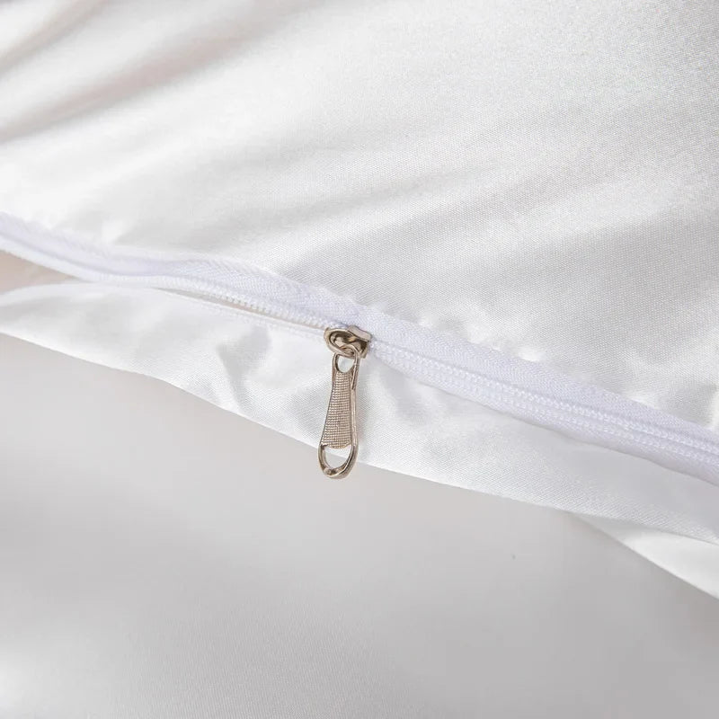 Set 3 Pezzi – Copripiumino in Raso, morbido e delicato, per notti dal tocco di lusso